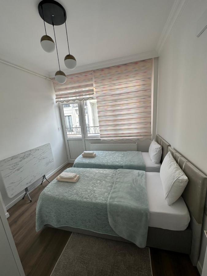 Center Of City In Besiktas 2 Plus 1 With 2 Bathroom And 3 Air Conditioner Istanbul Luaran gambar